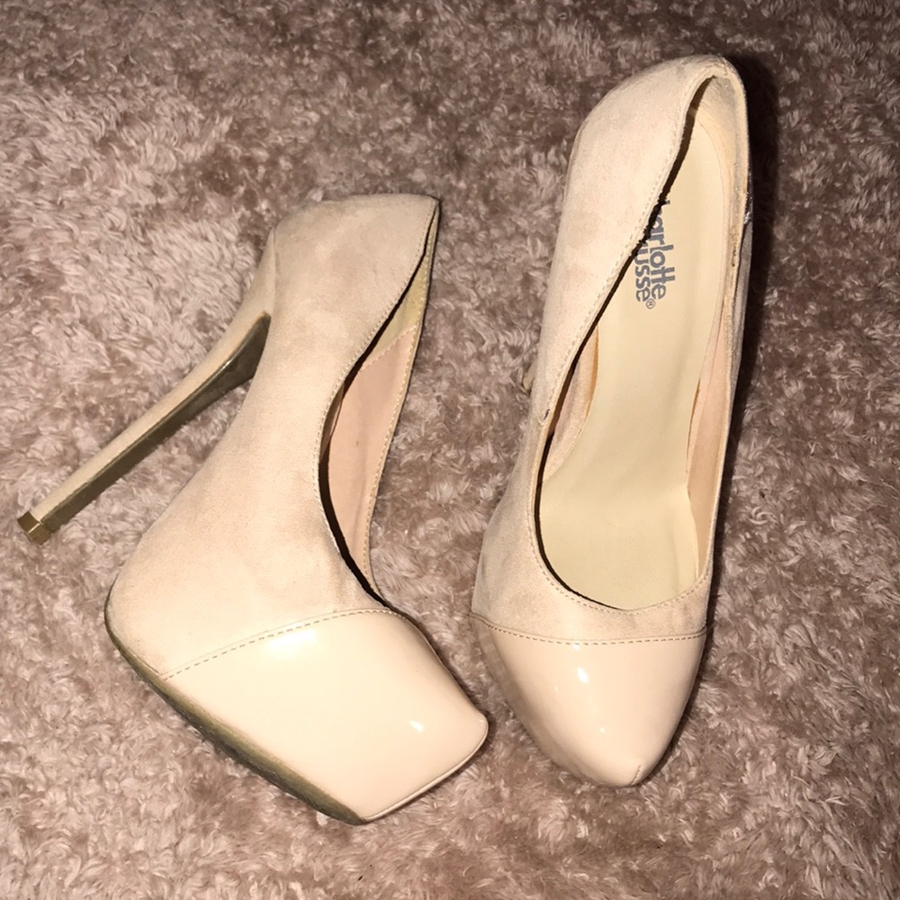 Heels - Picture 2 of 4